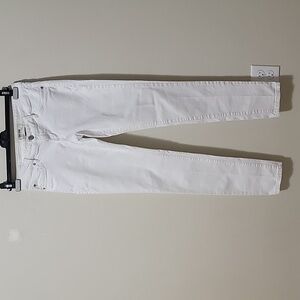 GRG DNM Created in Montreal WOMENS WHITE JEANS size 7 in good condition